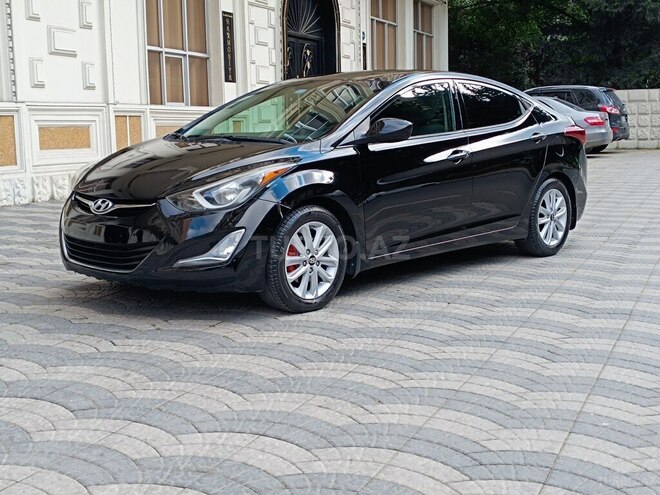 Hyundai Elantra-9