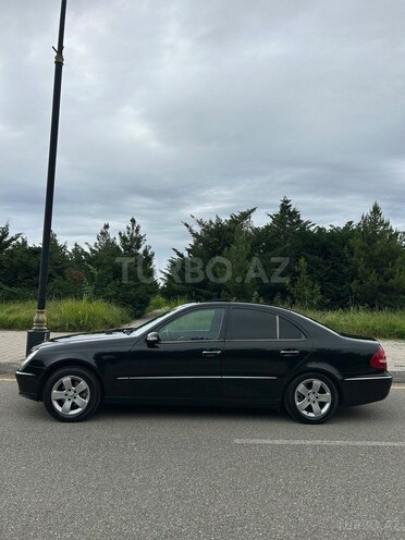 Mercedes E 240-8