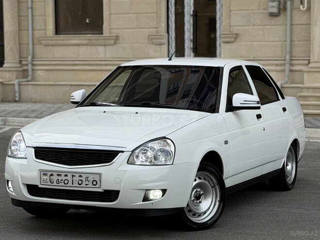 LADA (VAZ) Priora-1