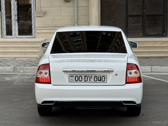LADA (VAZ) Priora-8