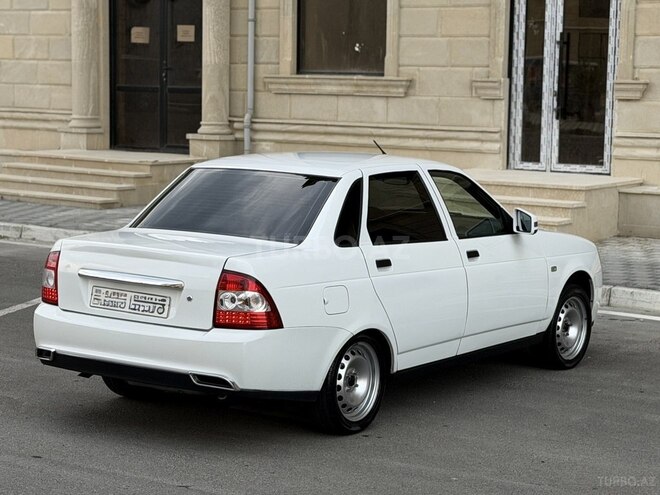 LADA (VAZ) Priora-10
