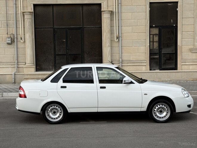 LADA (VAZ) Priora-15