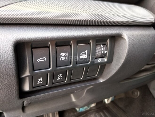 Subaru Forester-12