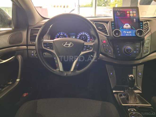 Hyundai i40-13