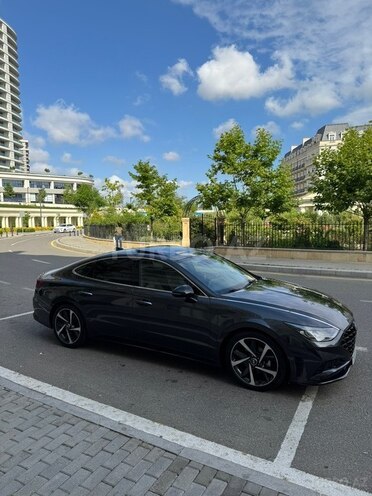 Hyundai Sonata-6