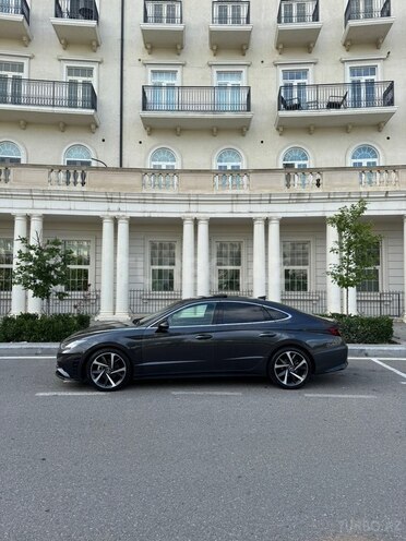 Hyundai Sonata-10