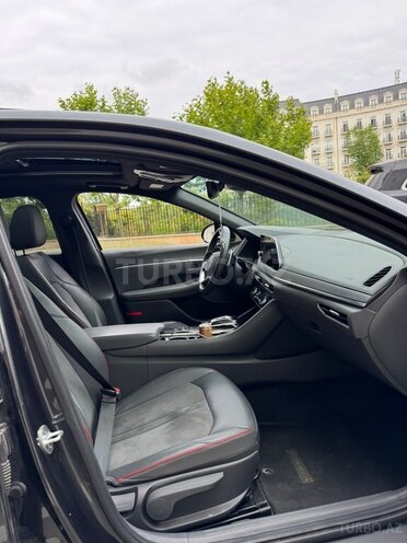 Hyundai Sonata-19