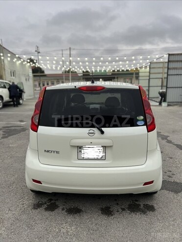 Nissan Note-4