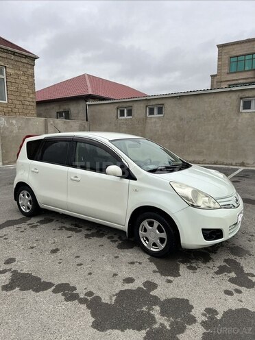 Nissan Note-2