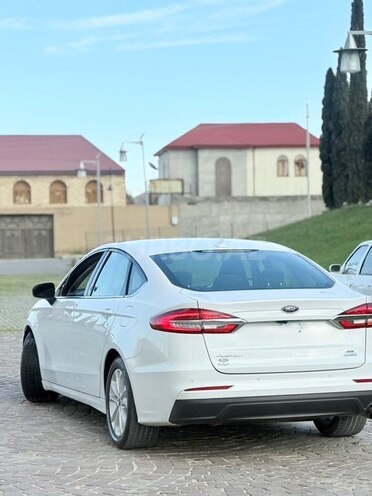 Ford Fusion (North America)-3