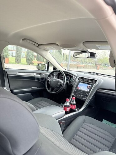 Ford Fusion (North America)-13