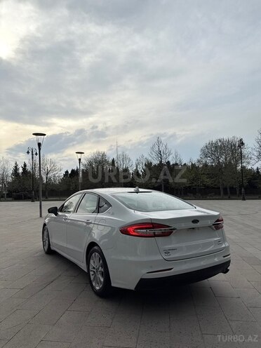 Ford Fusion (North America)-16
