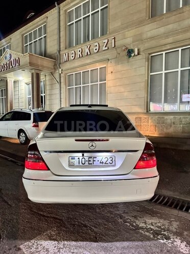 Mercedes E 220-7