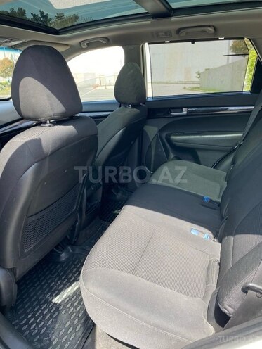 Kia Sorento-5