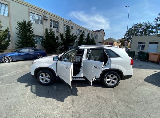 Kia Sorento-4