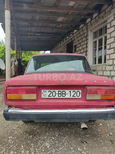 LADA (VAZ) 2107-2