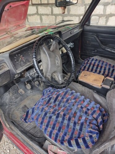 LADA (VAZ) 2107-4