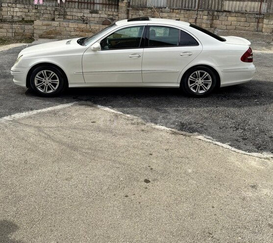 Mercedes E 220-8