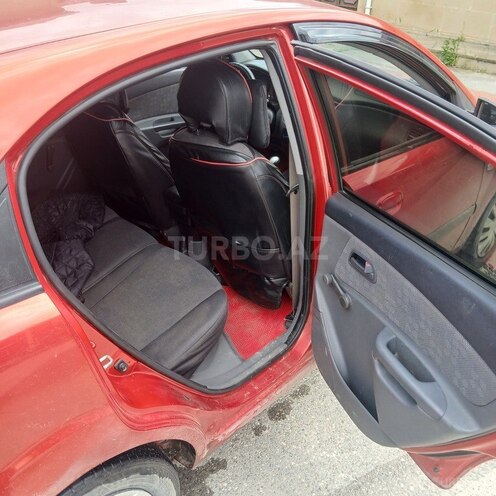 Kia Rio-7