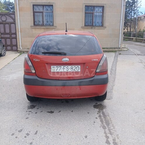Kia Rio-4