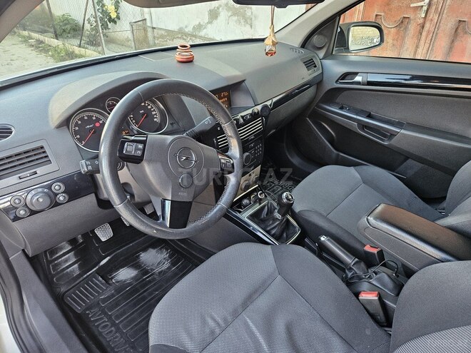 Opel Astra-7