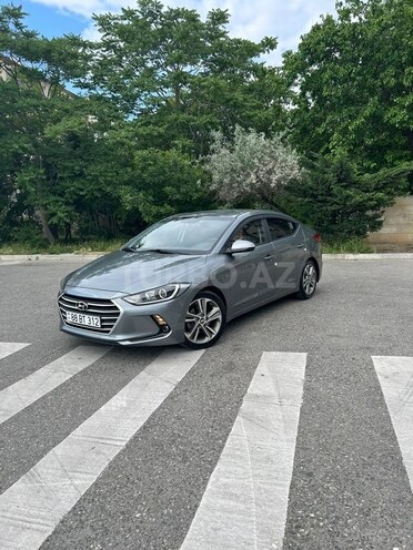 Hyundai Avante-2