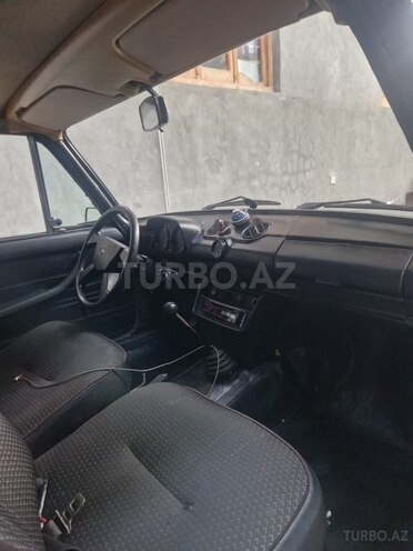 LADA (VAZ) 2106-5