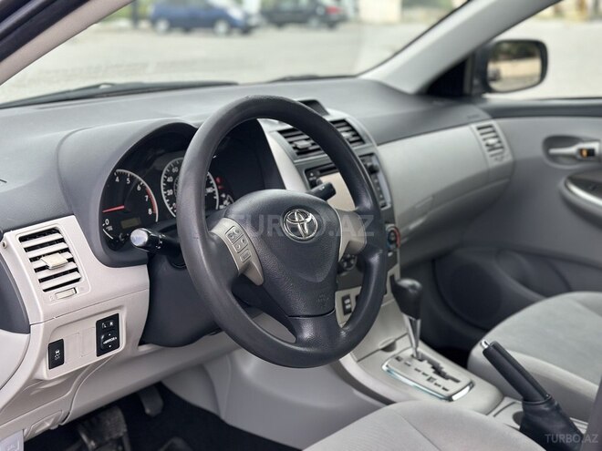Toyota Corolla-12