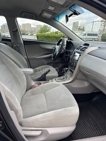 Toyota Corolla-9