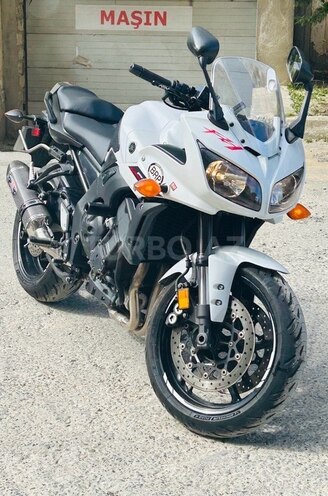 Yamaha FZ1-1