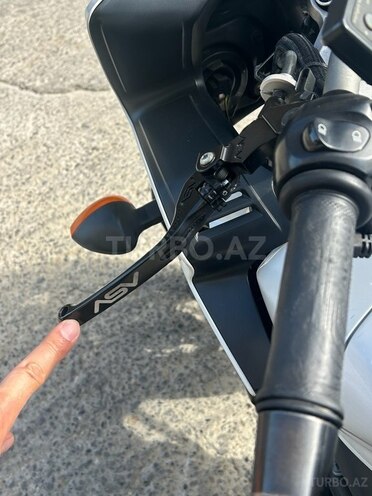 Yamaha FZ1-14