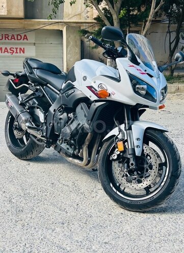 Yamaha FZ1-17
