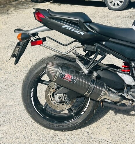 Yamaha FZ1-19