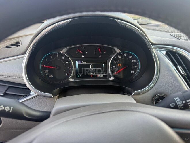Chevrolet Malibu-9