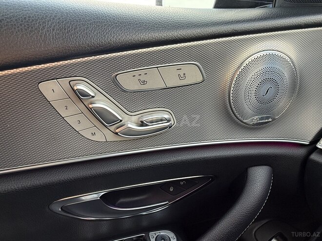 Mercedes E 300-6