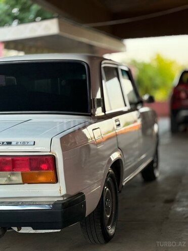 LADA (VAZ) 2107-5