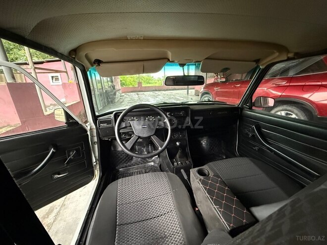 LADA (VAZ) 2107-17