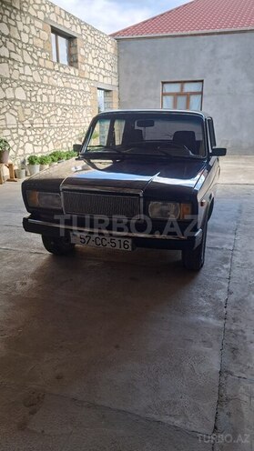 LADA (VAZ) 2107-1