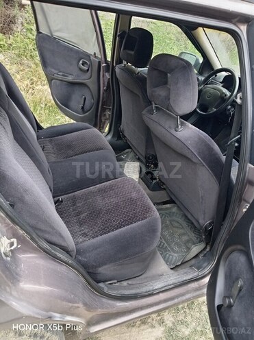 Opel Astra-2