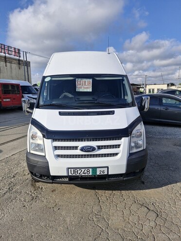 Ford Transit-1