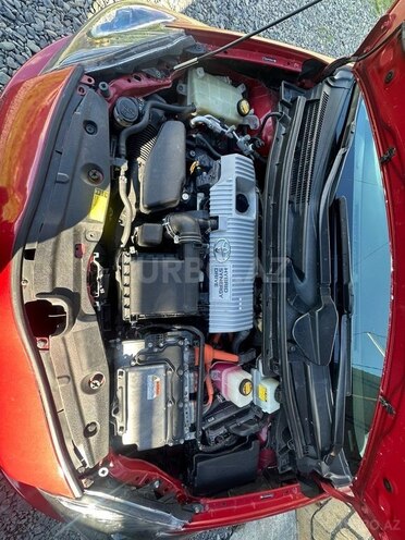 Toyota Prius-13
