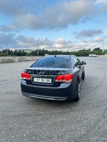 Chevrolet Cruze-5