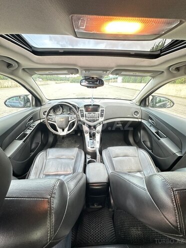 Chevrolet Cruze-10