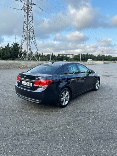 Chevrolet Cruze-6