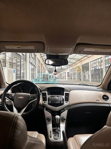Chevrolet Cruze-6