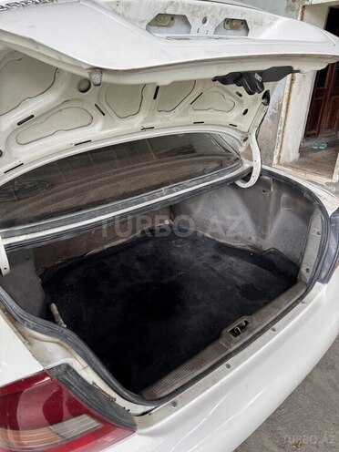 Hyundai Sonata-4