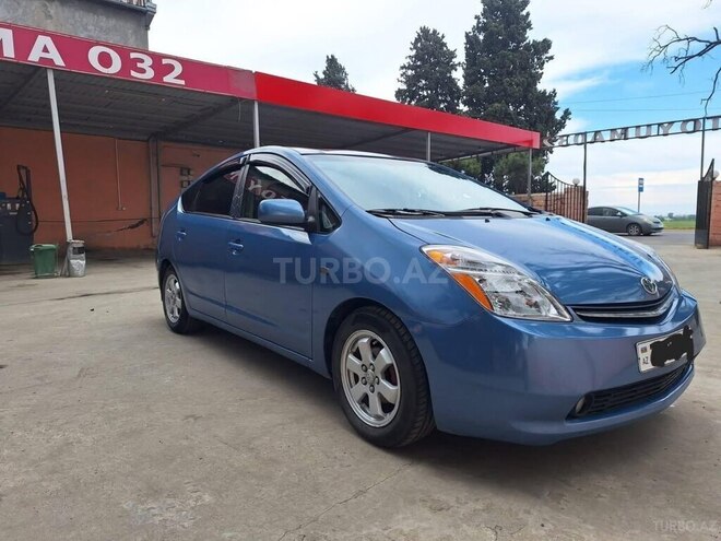Toyota Prius-4