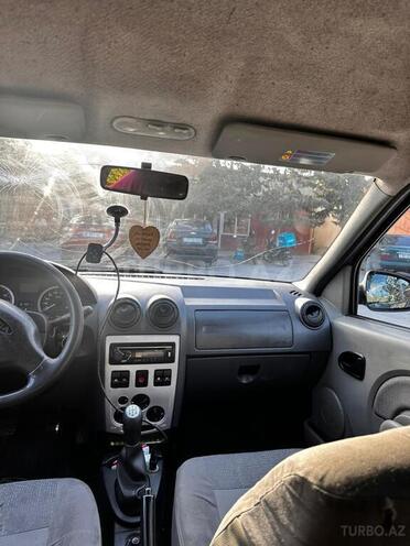 Dacia Logan-4