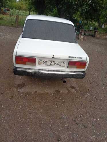LADA (VAZ) 2107-2