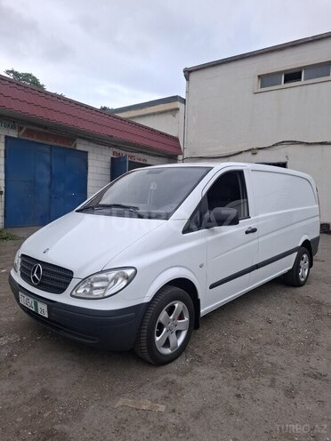 Mercedes Vito-2